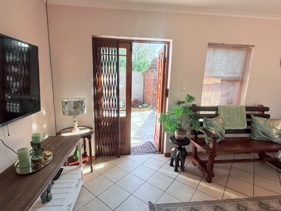 2 Bedroom Property for Sale in Windsor Park Eastern Cape